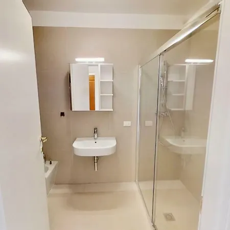 Triestevillas Porto San Rocco Marina, Sea View W/ Ac & Parking Space Apartman