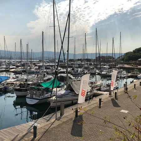 Apartman Triestevillas Porto San Rocco Marina, Sea View W/ Ac & Parking Space *